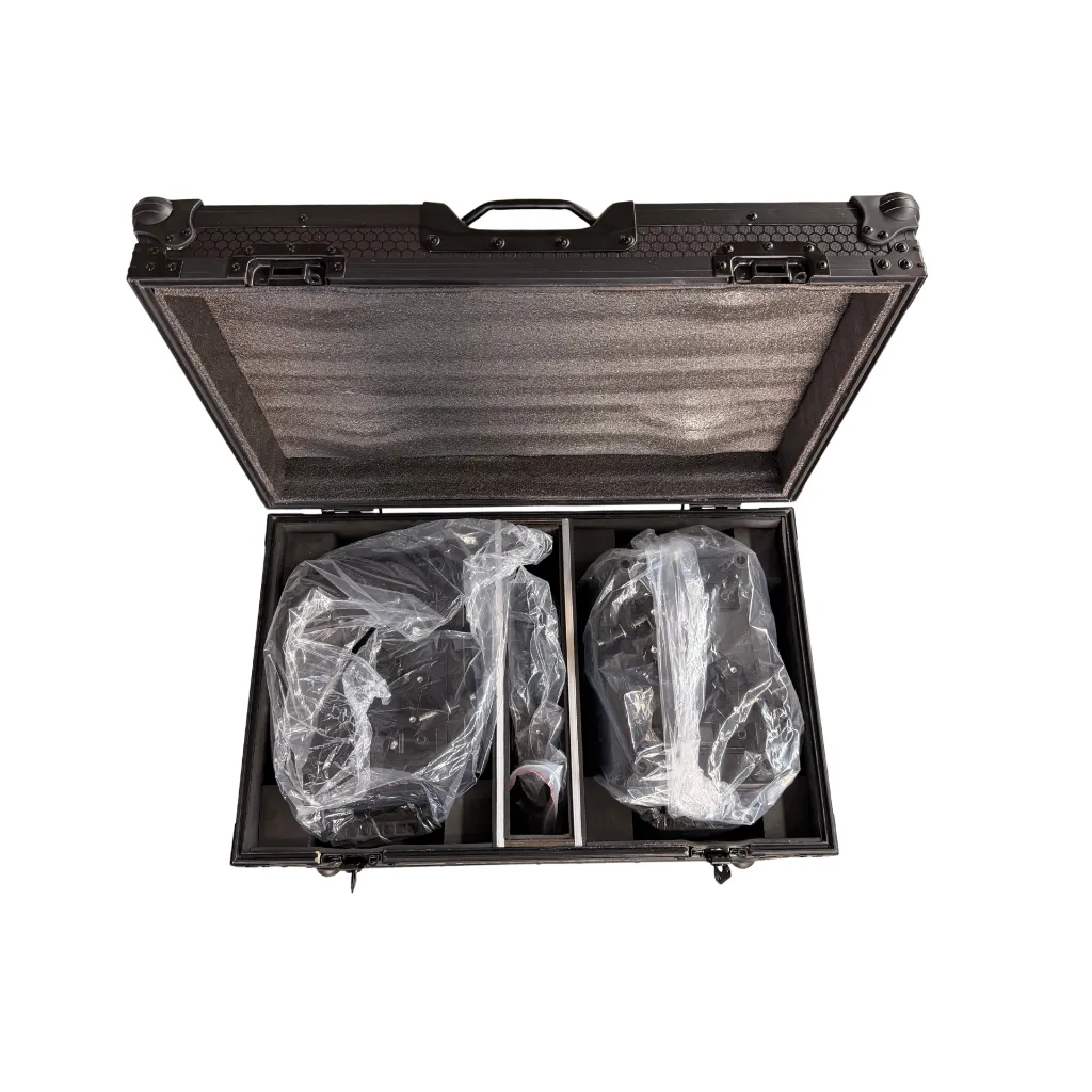 FLIGHTCASE - AQUA AURA ABIERTO.webp